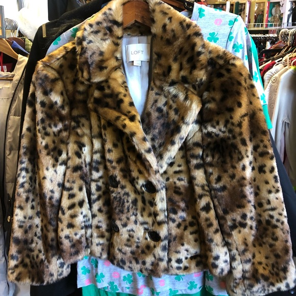 Loft faux fur crop jacket - Picture 10 of 10